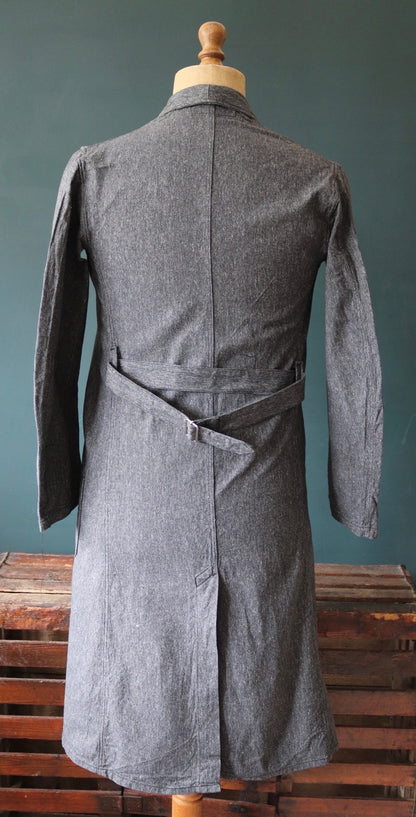 Vintage French workwear jacket salt pepper deadstock grey belted coat overall 1960s factory machinist shopkeeper 37” chest