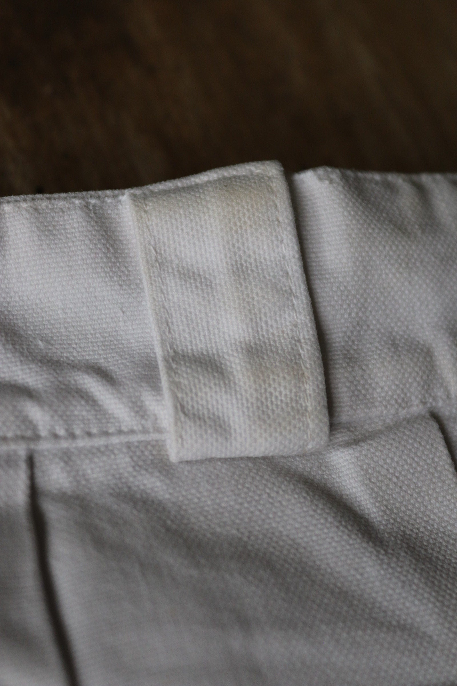 Vintage French shorts 1960s army military white cotton cuffed summer button fly 28” x 5”