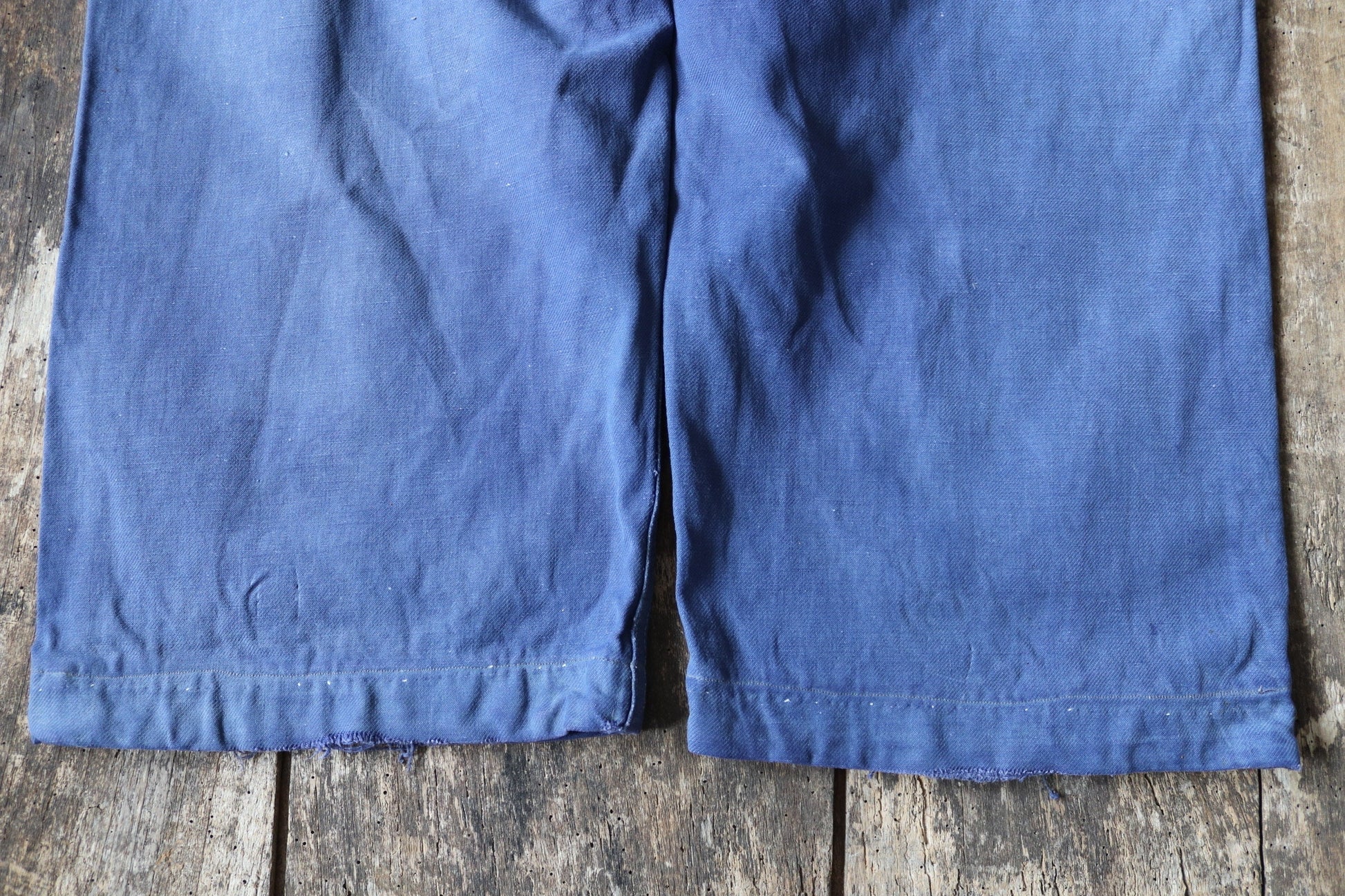 Vintage French workwear dungarees - 1940s overalls - blue cotton twill chore - 36” 38” x 24”