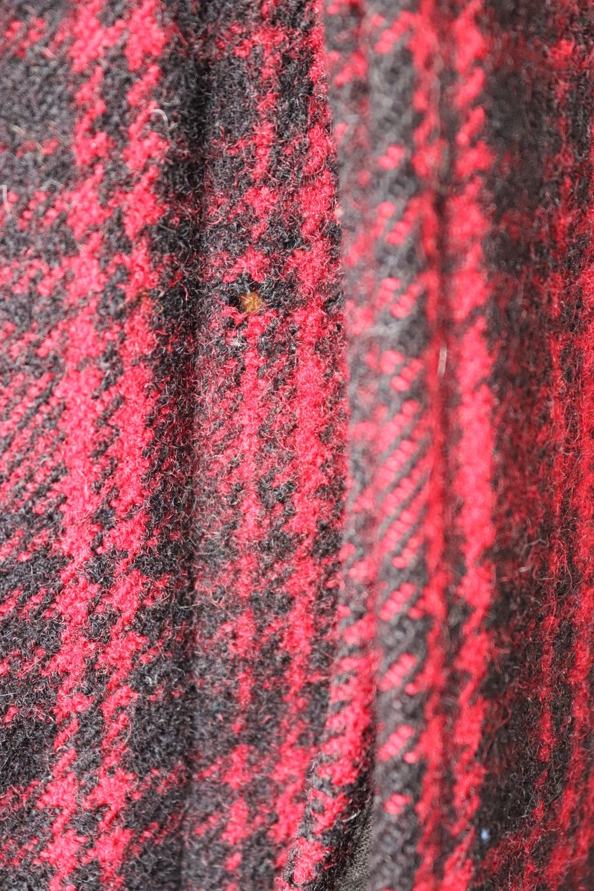 Vintage 1970s Woolrich workwear jacket - red black buffalo plaid - hunting mackinaw - 46” chest