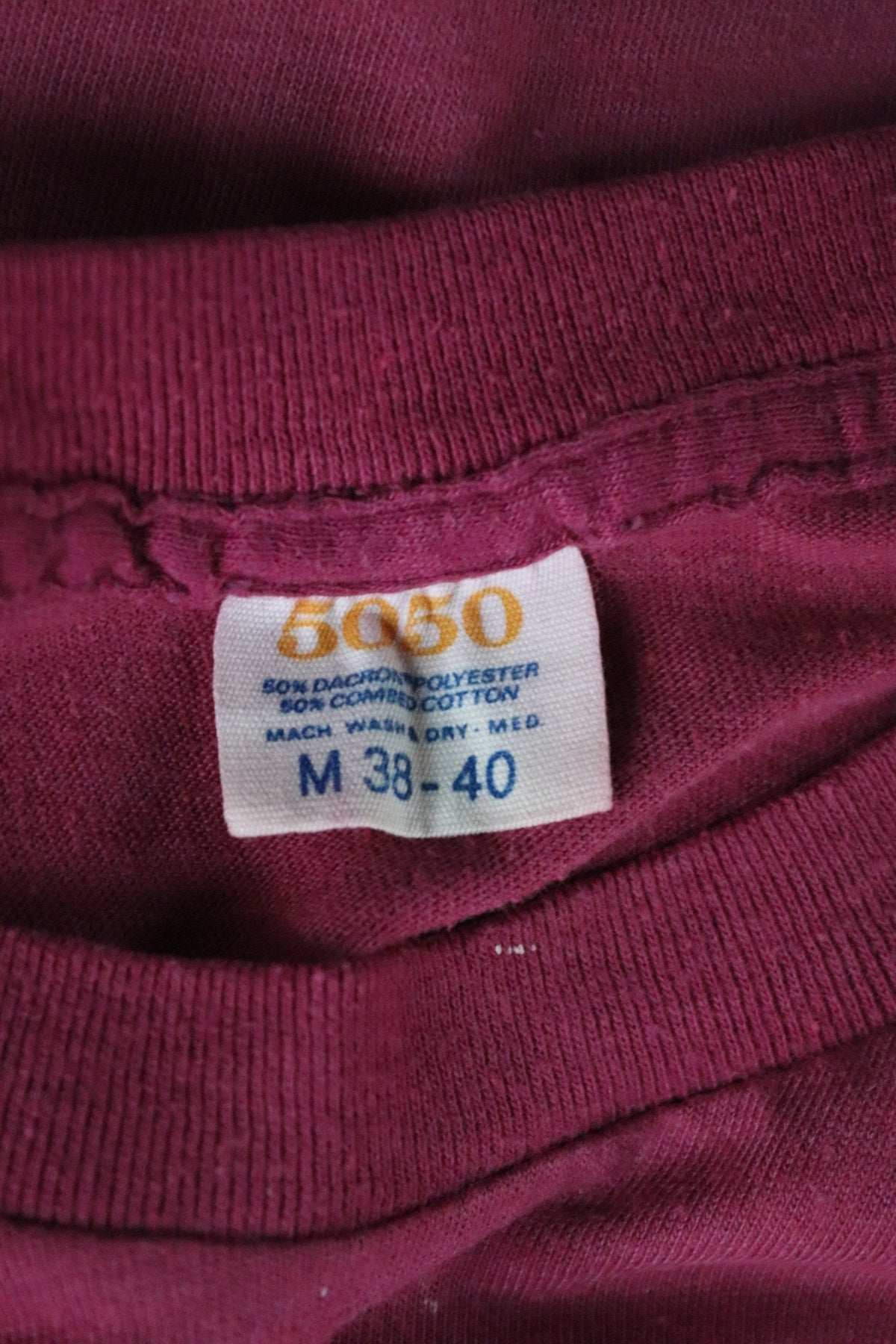 Vintage 1970s t shirt - 1980s single stitch tee - plain pink - red burgundy - 34” chest