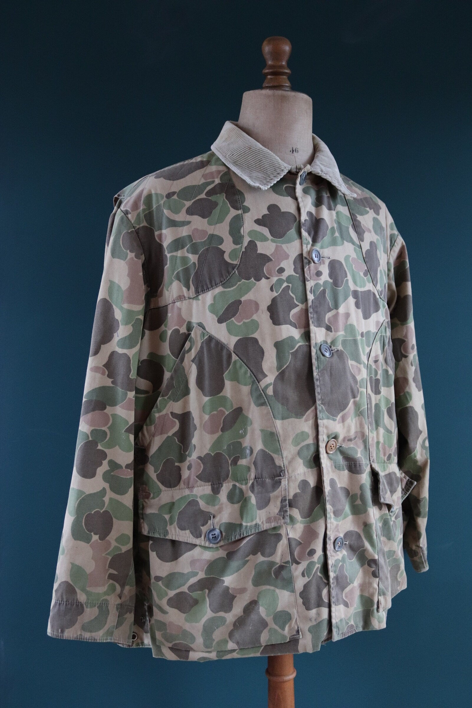 Vintage Eddie Bauer camo forest woodland American hunting jacket duck cotton 54" chest