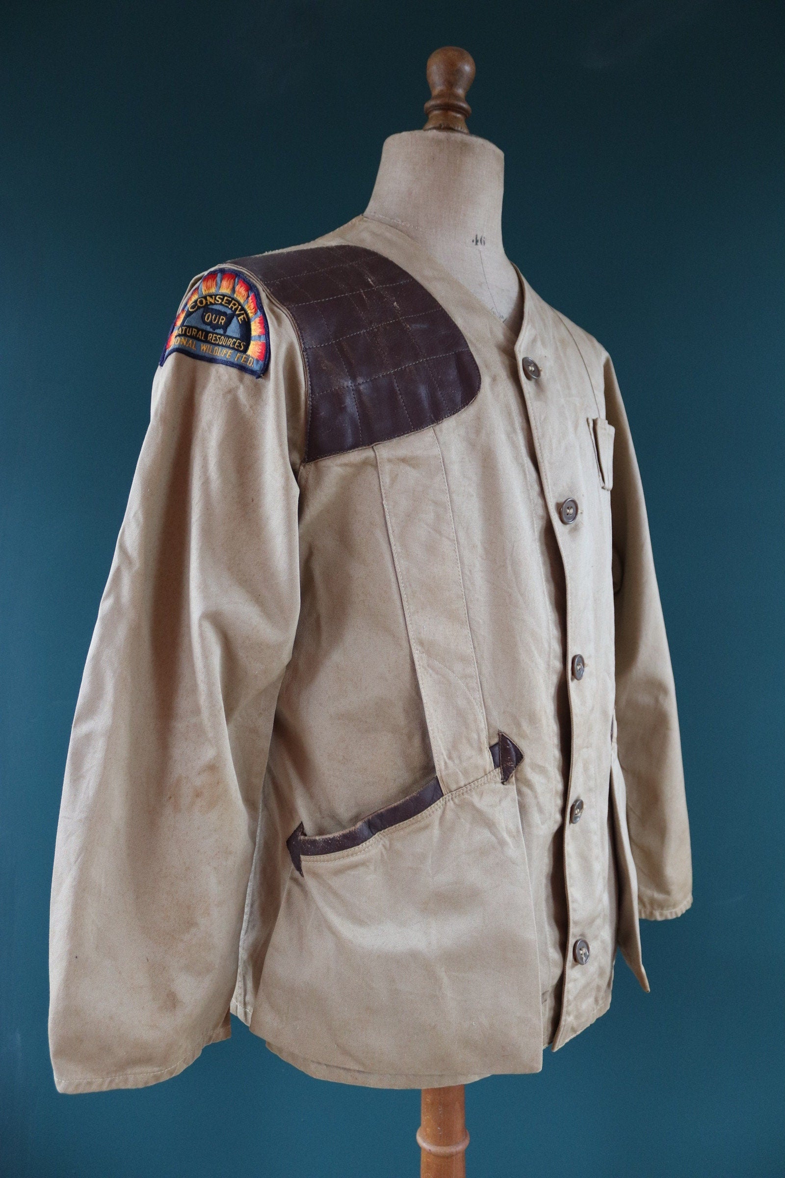 Vintage 1950s 60s shooting jacket - 10-X hunting - 42” chest - rifle club - cloth patches