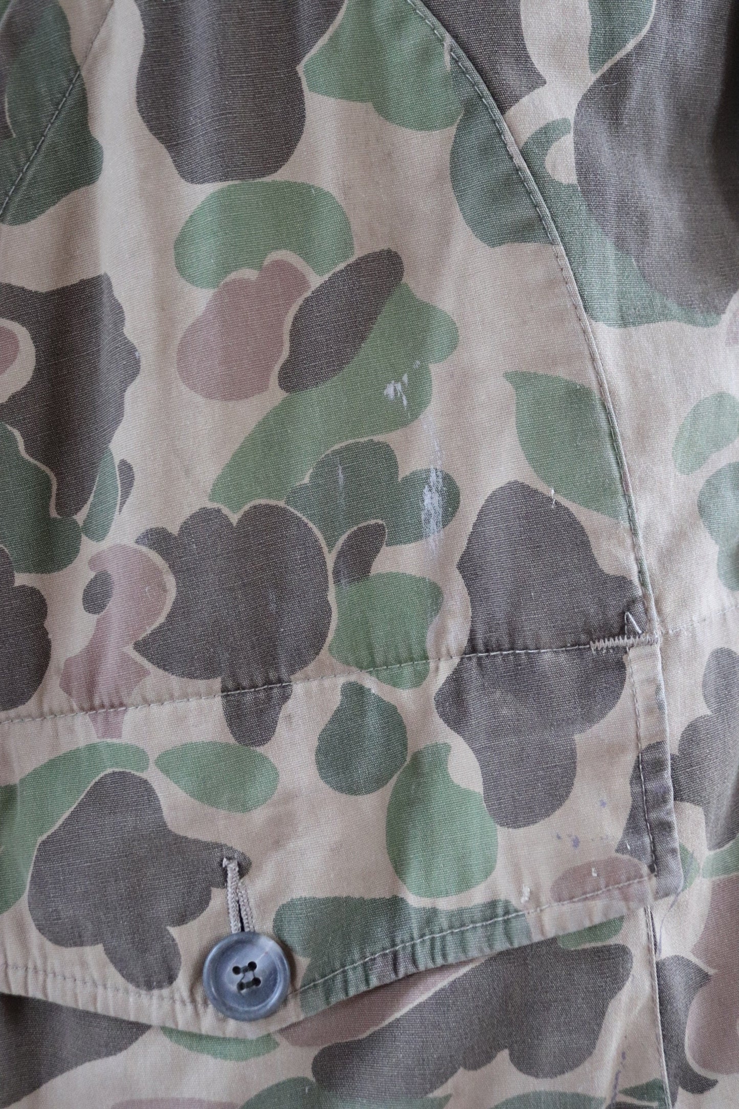 Vintage Eddie Bauer camo forest woodland American hunting jacket duck cotton 54" chest