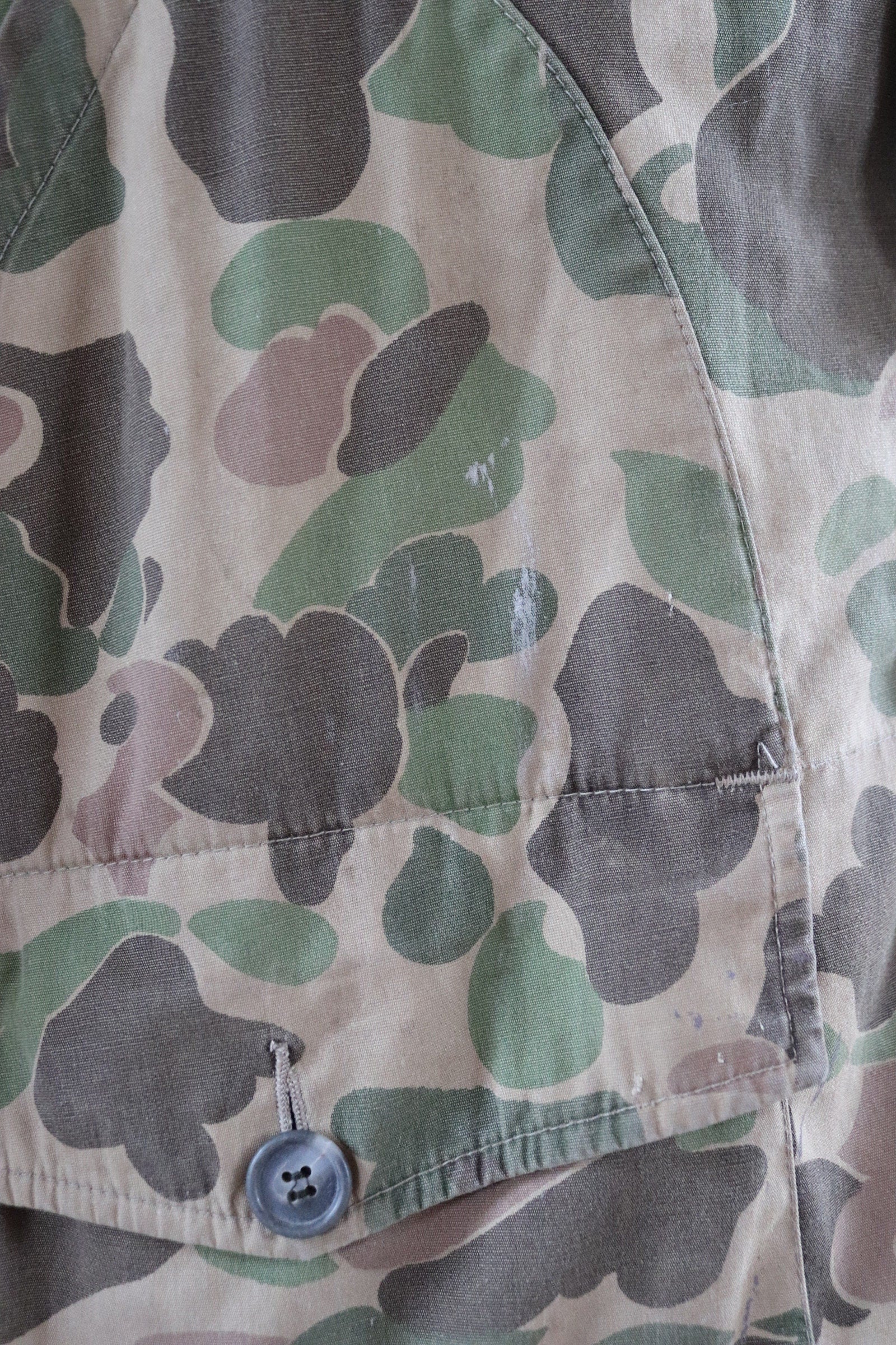 Vintage Eddie Bauer camo forest woodland American hunting jacket duck cotton 54" chest