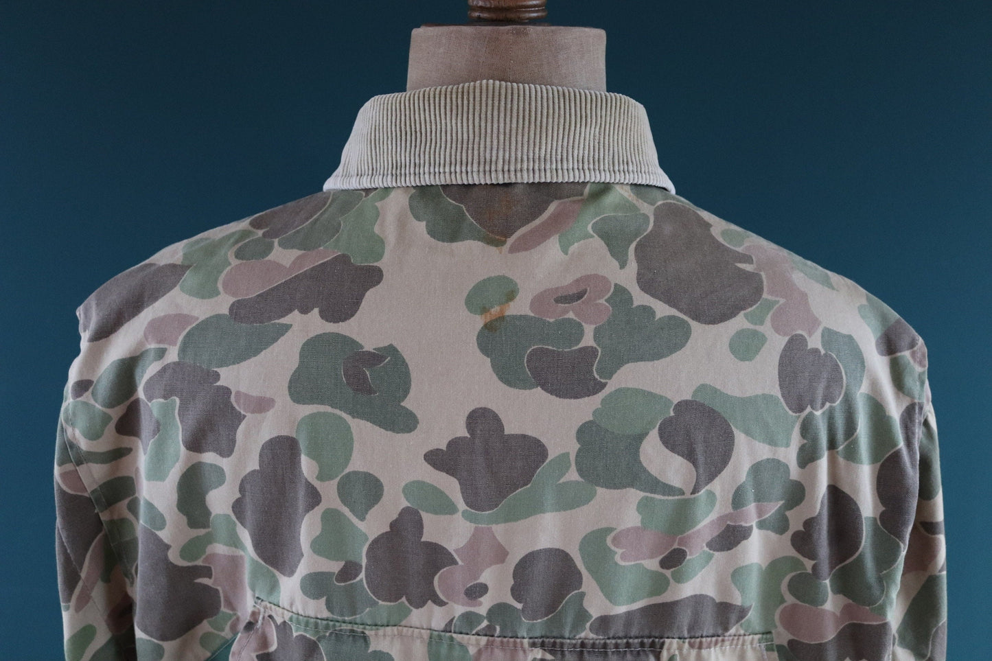 Vintage Eddie Bauer camo forest woodland American hunting jacket duck cotton 54" chest