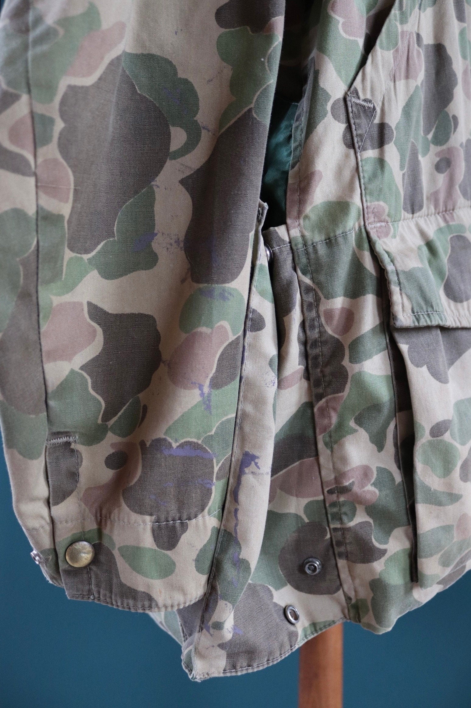 Vintage Eddie Bauer camo forest woodland American hunting jacket duck cotton 54" chest