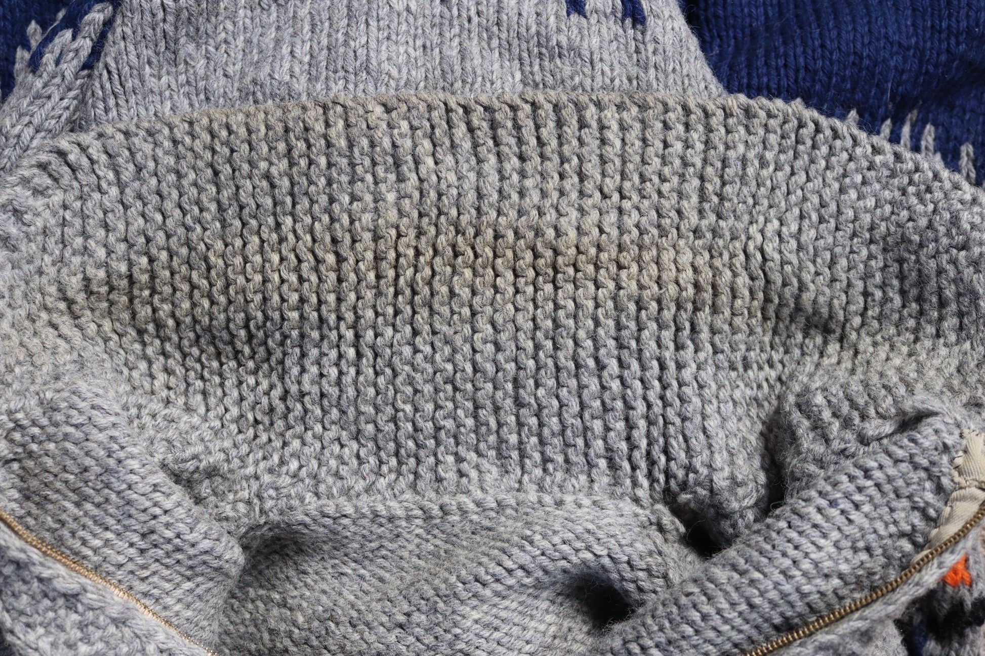 Vintage 1960s 60s hand knitted grey blue orange thick wool cowichan sweater cardigan jumper knit zipper shawl collar 50” chest