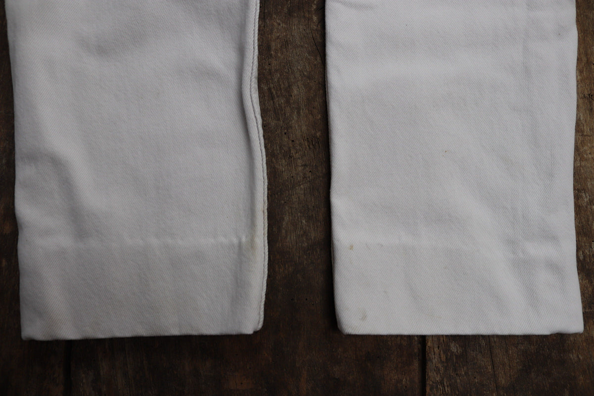 Vintage 1990s Levi's 501 white denim jeans - red tab - 30" x 27"