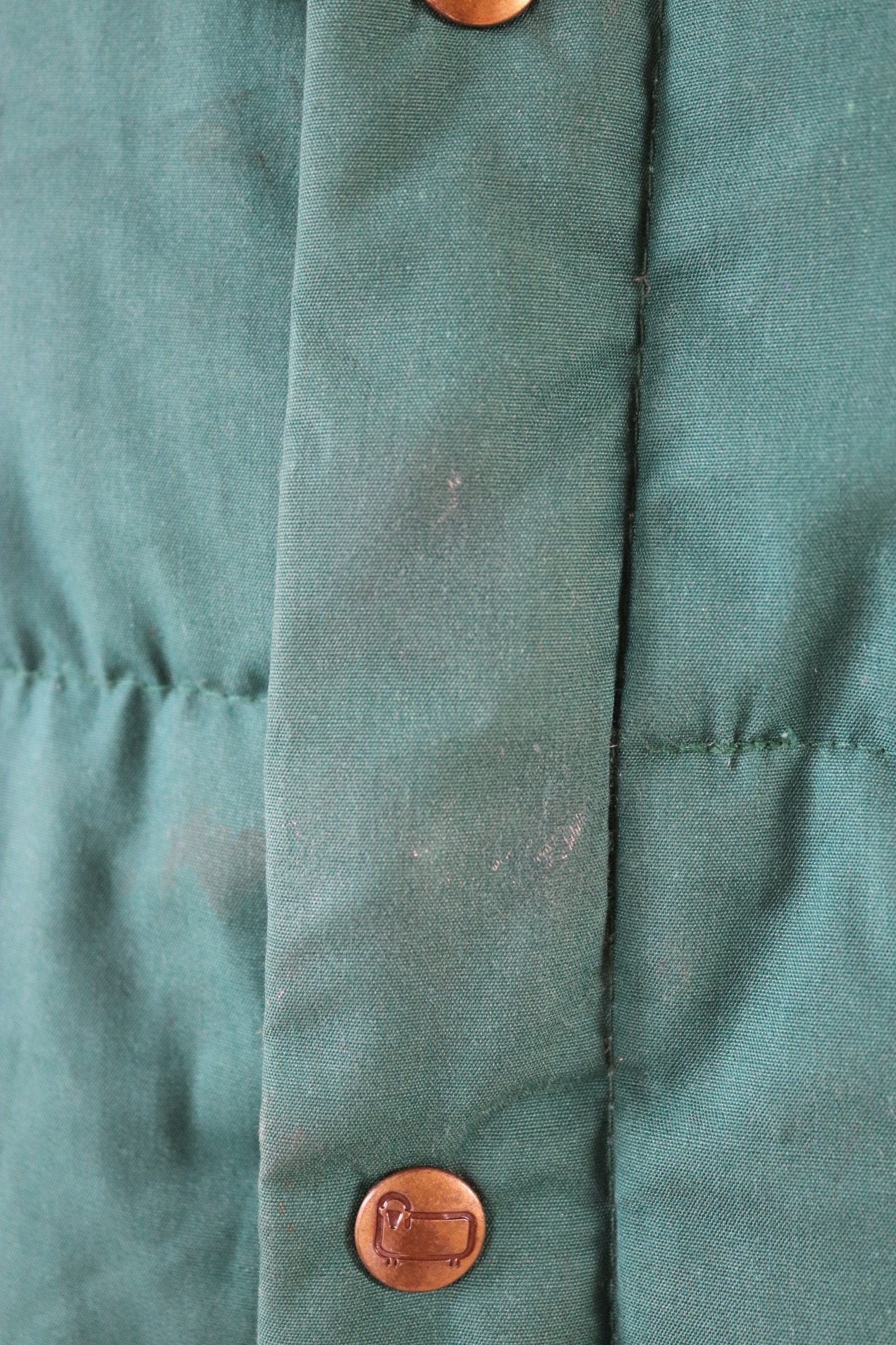 Vintage 1980s 80s green Woolrich padded puffer gilet down feather vest waistcoat trucker windbreaker winter insulated 52" chest
