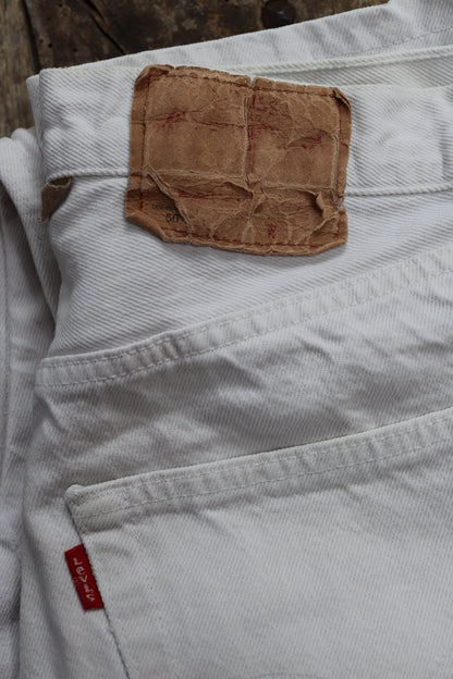Vintage 1990s white denim Levis 501 jeans - Levi Strauss red tab - small e - 29” x 28” - made in France