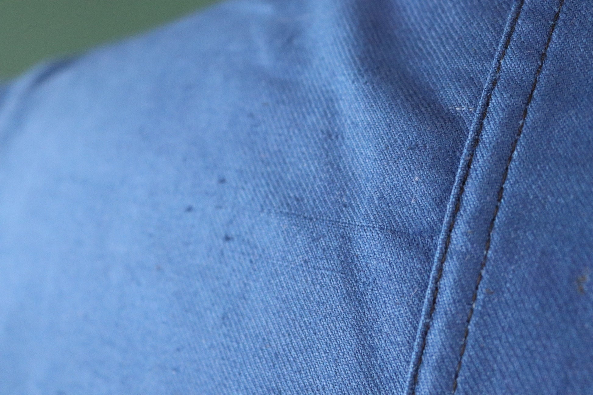 Vintage WW2 workwear jacket 1940s deadstock Swedish military hospital indigo blue cotton twill work chore 42” chest