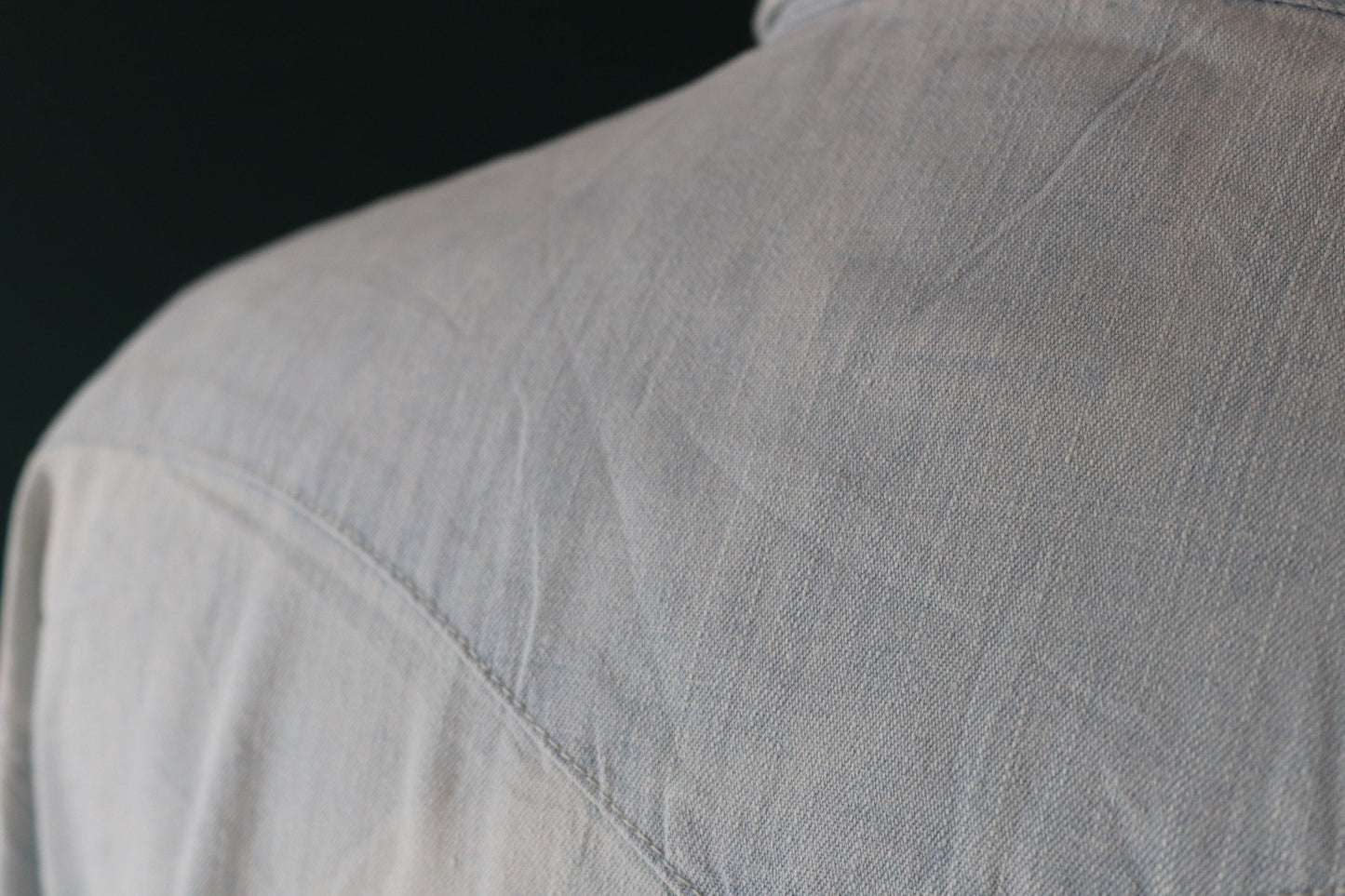 Vintage Levis Levi Strauss pale blue chambray denim shirt cowboy western 47" chest red tab pearl snap