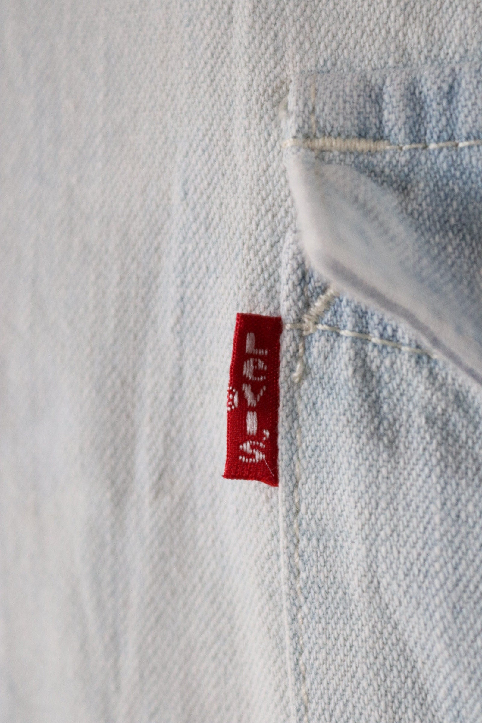 Vintage Levis Levi Strauss pale blue chambray denim shirt cowboy western 47" chest red tab pearl snap