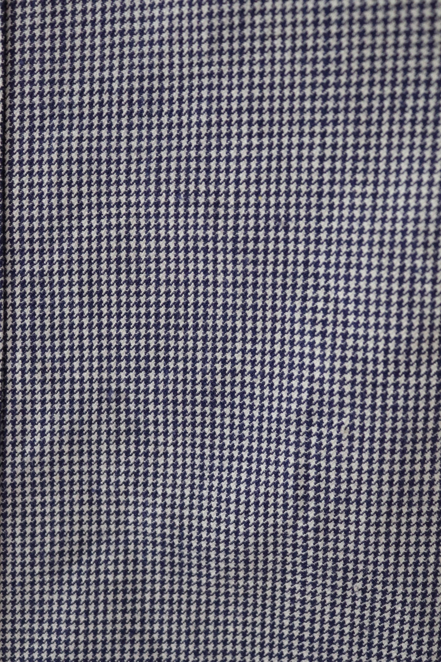 Vintage French work jacket 1960s 1970s puppytooth dogtooth blue white check butchers double breasted workwear chore 44" chest