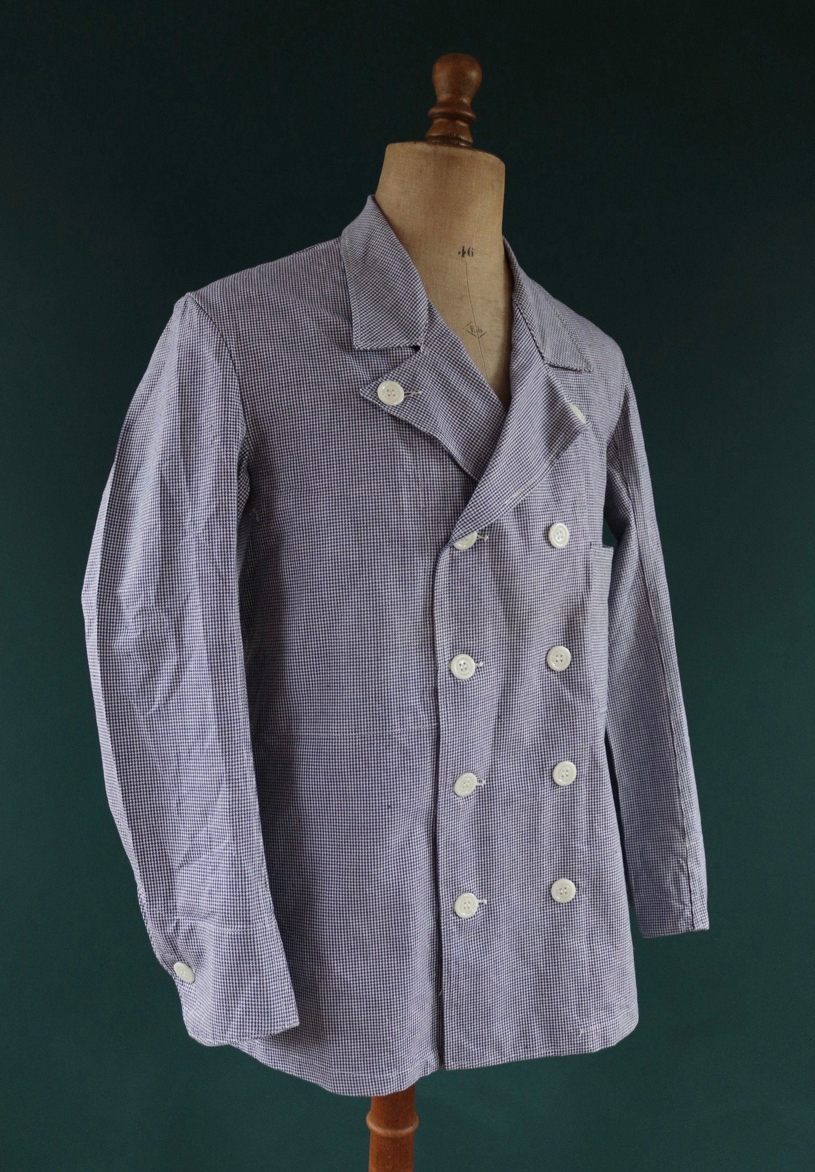 Vintage French work jacket 1960s 1970s puppytooth dogtooth blue white check butchers double breasted workwear chore 44" chest