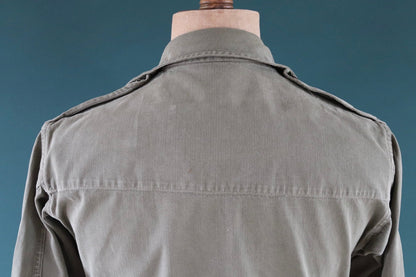 Vintage French M47 military jacket - 1950s HBT herringbone twill - army utility - 41” chest - khaki green