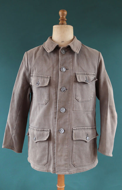 Vintage French workwear jacket 1960s 1970s grey taupe coutil pique corduroy hunting work 43” chest venery animal scene buttons