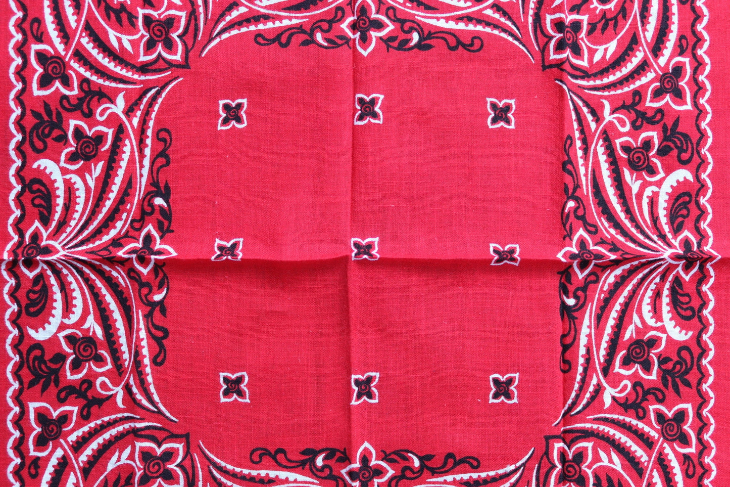 Vintage 1960s 60s turkey red printed bandana pocket square neckerchief 16” x 15.5” cotton color colour fast workwear