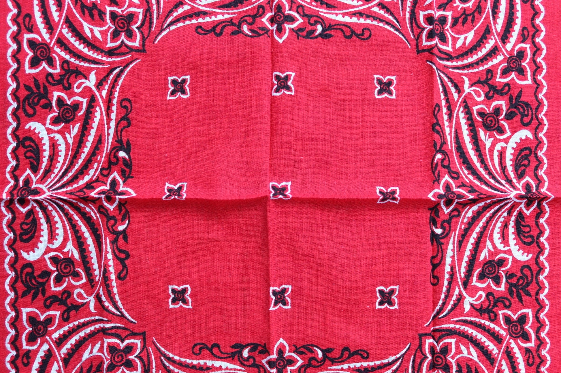 Vintage 1960s 60s turkey red printed bandana pocket square neckerchief 16” x 15.5” cotton color colour fast workwear