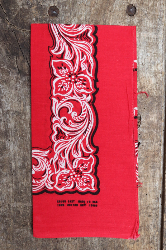 Vintage 1960s 60s turkey red printed bandana pocket square neckerchief 20.5” x 20.5” cotton color colour fast workwear RN 15898