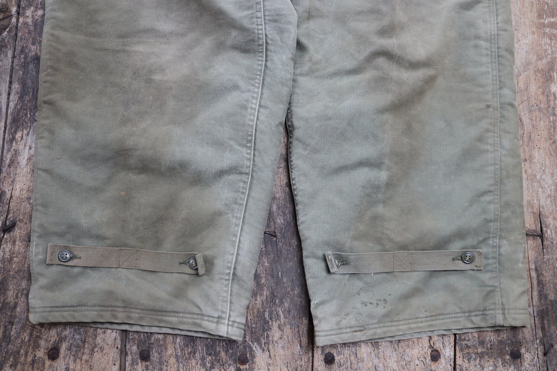 Vintage 1940s 40s WW2 era us navy USN NXSX khaki green insulated deck overalls dungarees bib brace 48” x 28” Talon zipper