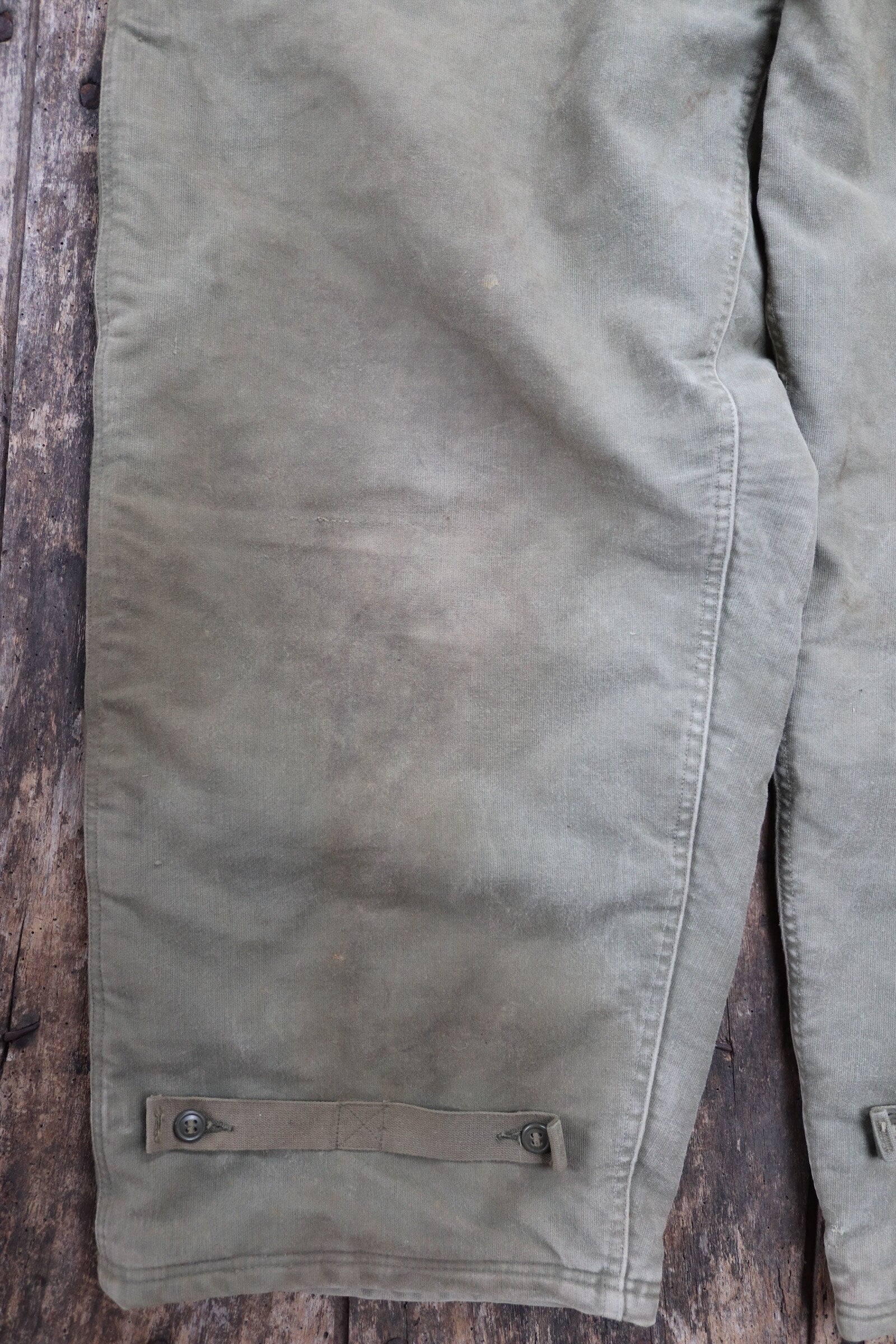 Vintage 1940s 40s WW2 era us navy USN NXSX khaki green insulated deck overalls dungarees bib brace 48” x 28” Talon zipper