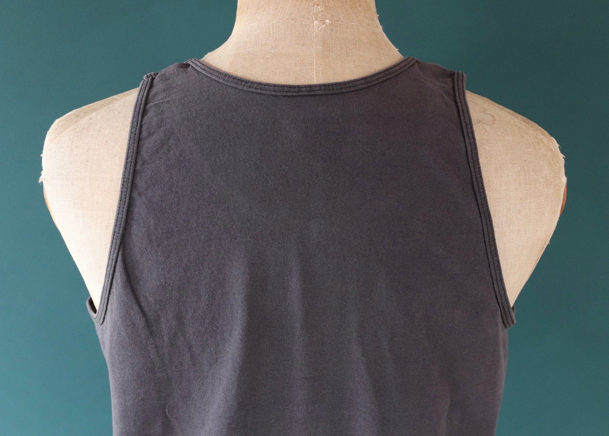 Vintage 1990s 90s Fruit of the Loom faded black biker motorcycle Bobo’s Speed custom cycle garage vest singlet t shirt 40” chest