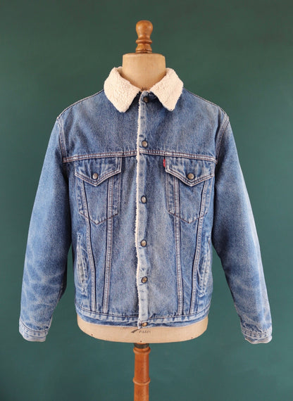 Vintage 1980s 80s Levis Levi Strauss 70608 shearling sherpa lined mid blue denim trucker jacket red tab small e 46" chest workwear