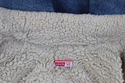 Vintage 1980s Levis denim jacket - shearling sherpa lined - mid blue trucker - red tab small e - 44" chest - workwear