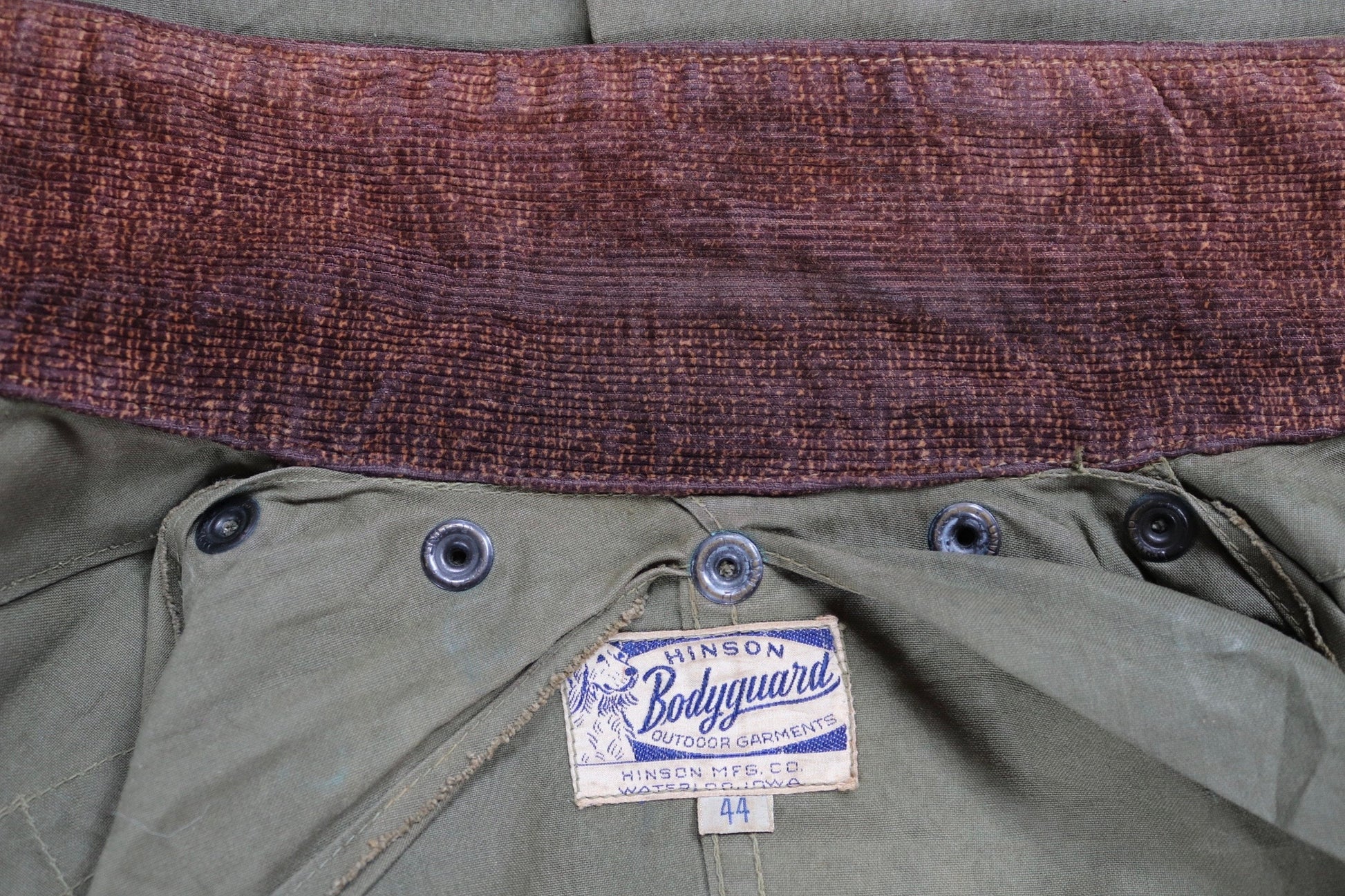 Vintage 1950s 50s Hinson Bodyguard khaki green tin cloth cotton canvas hunting jacket 50" chest work workwear chore shooting waterproof