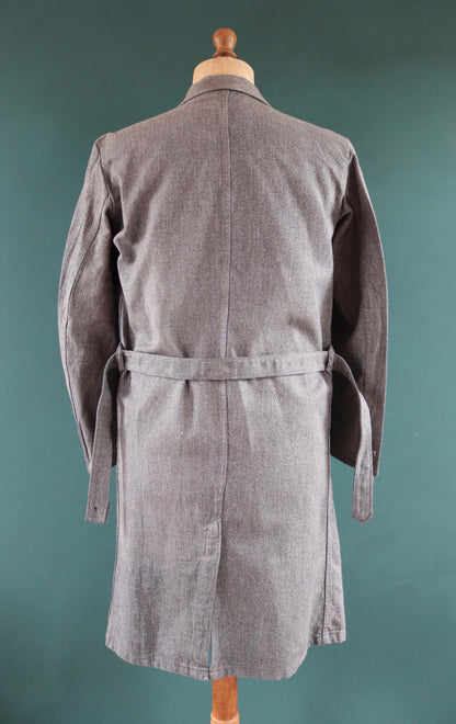 Vintage French workwear jacket - 1950s 60s salt pepper grey overalls - selvedge cotton - long factory coat - 44” chest