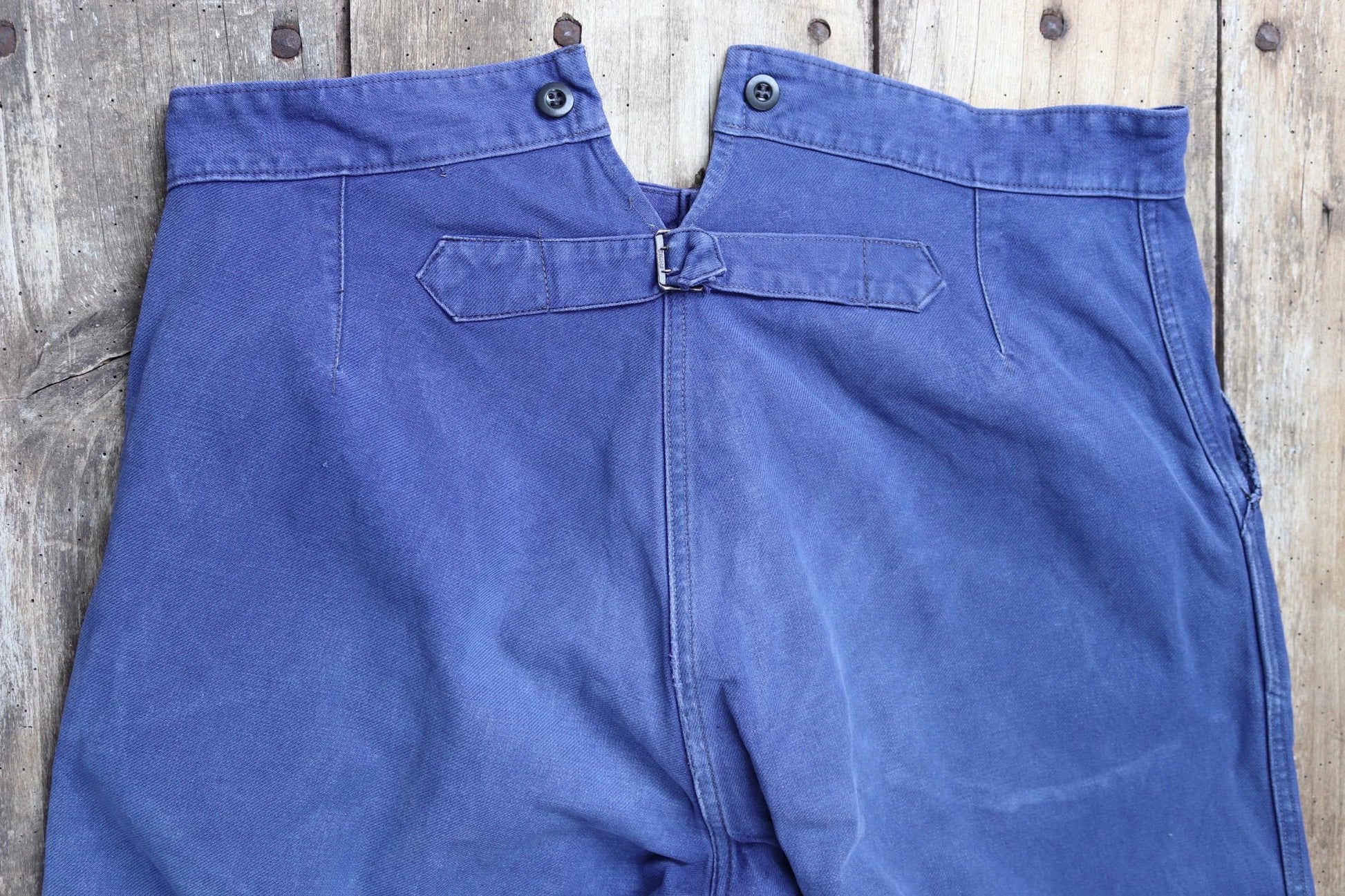 Vintage French workwear trousers pants 1940s 1950s indigo cotton twill work chore 38” x 29” buckle back fishtail