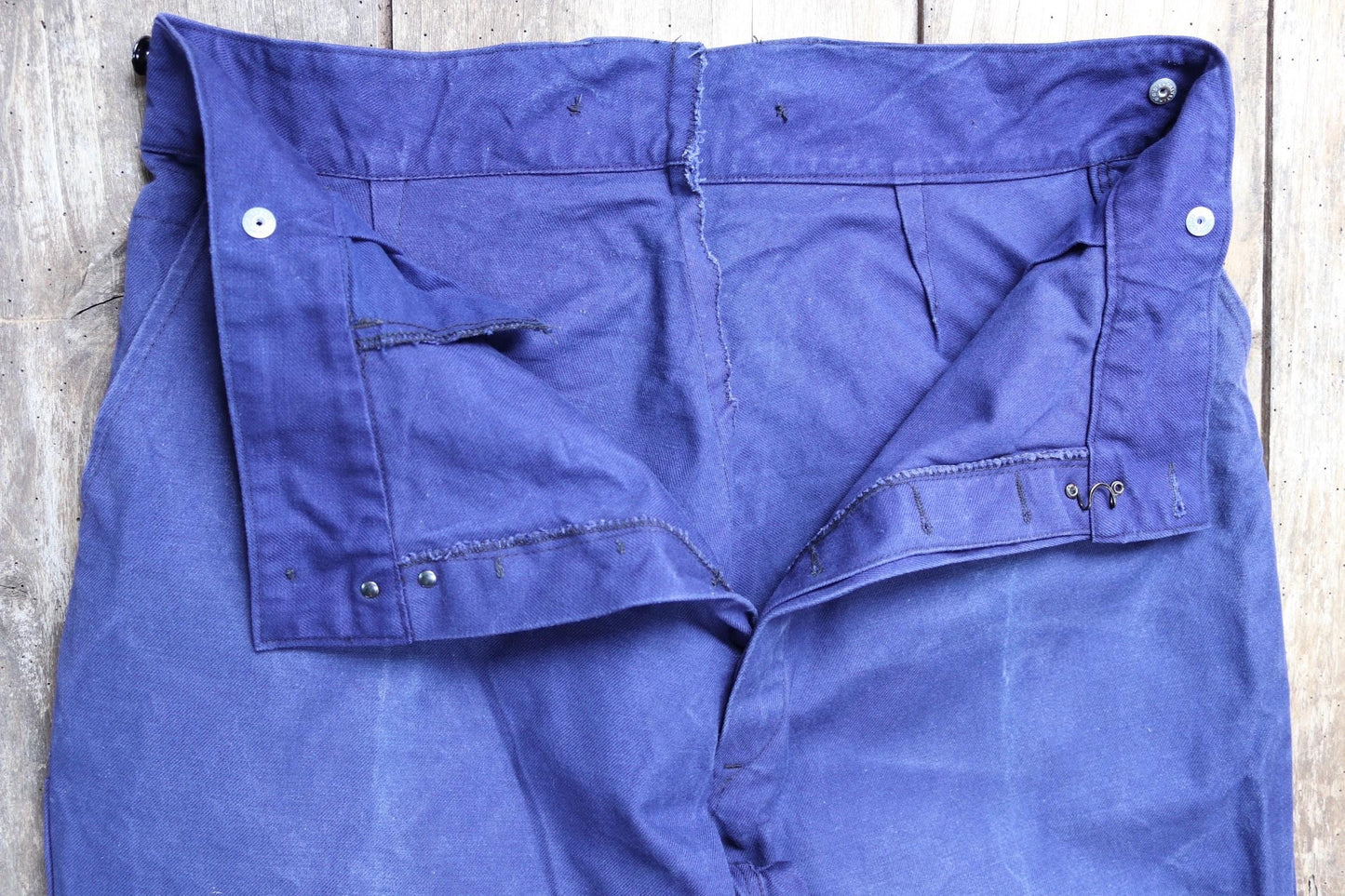 Vintage French work trousers pants 1950s workwear indigo cotton twill chore 37” x 26” high waist