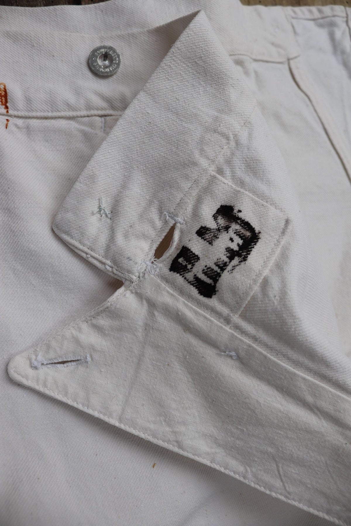 Vintage 1940s French workwear trousers - 1950s deadstock - buckle back chore pants - 41” x 33”
