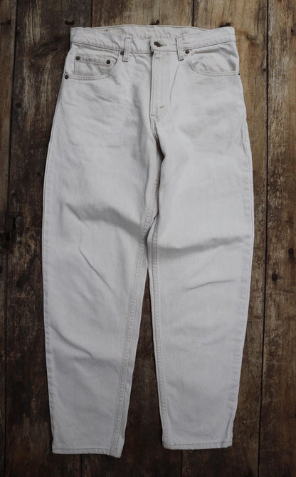 Vintage 1990s 90s Levis 550 Levi Strauss off white ecru red tab small e denim jeans button fly 31” x 30” mod made in USA