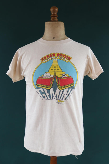 Vintage 1970s 70s cream beige Ziggy Tom Wilson cotton print sports sportswear t shirt 40” chest cartoon character Cedar Point theme park USA