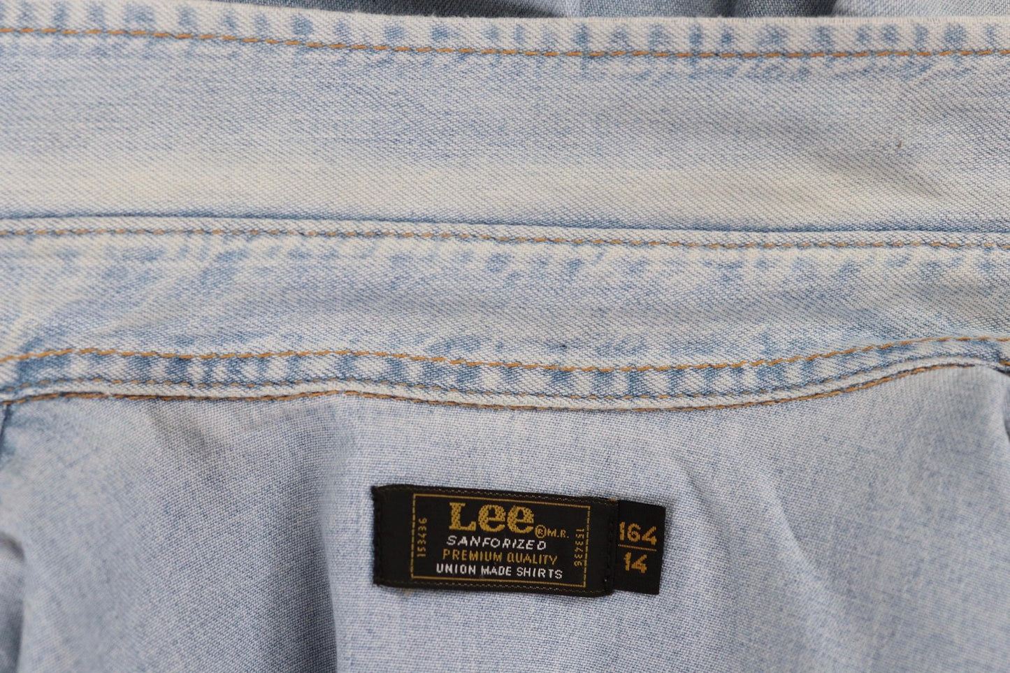 Vintage Lee pale blue chambray denim shirt cowboy western 42" chest pearl snap