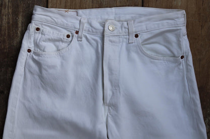 Vintage 2000s 00s Levis 501 Levi Strauss white red tab small e denim jeans button fly 31” x 29” mod