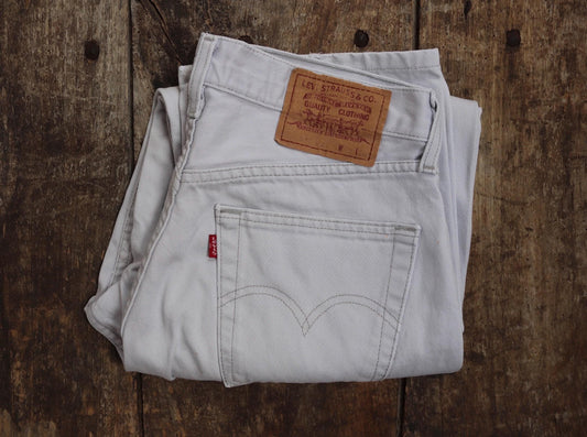 Vintage 1990s 90s Levis 517 Levi Strauss off white grey red tab small e denim jeans button fly 31” x 28” mod