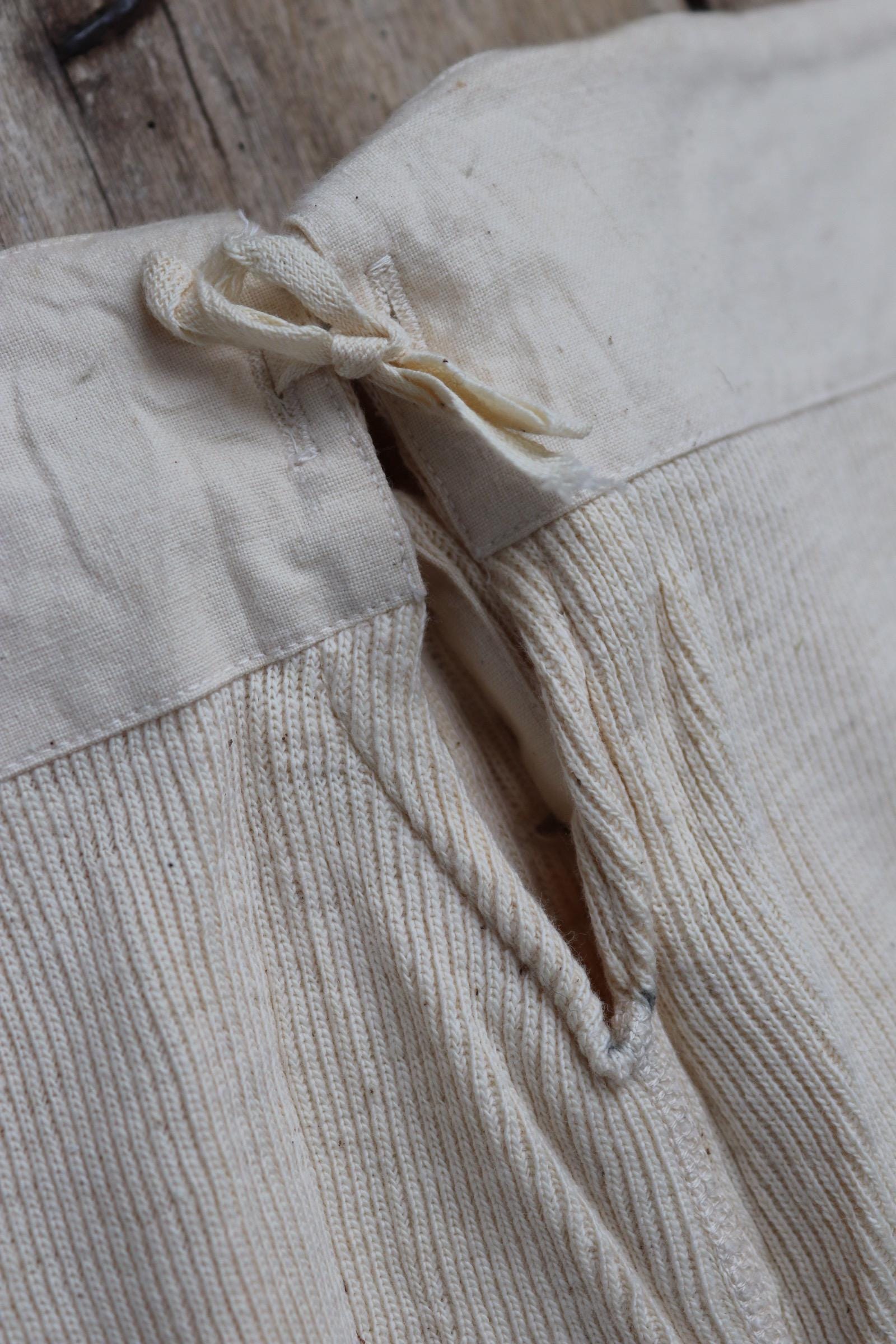 Vintage 1940s WW2 Swedish military underwear - ecru white ribbed cotton long johns - thermal loungewear - 34" x 26"