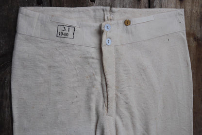 Vintage 1940s WW2 underwear - unworn long johns - Swedish army military - ecru white fleck ribbed cotton - thermal loungewear - 34" x 26"