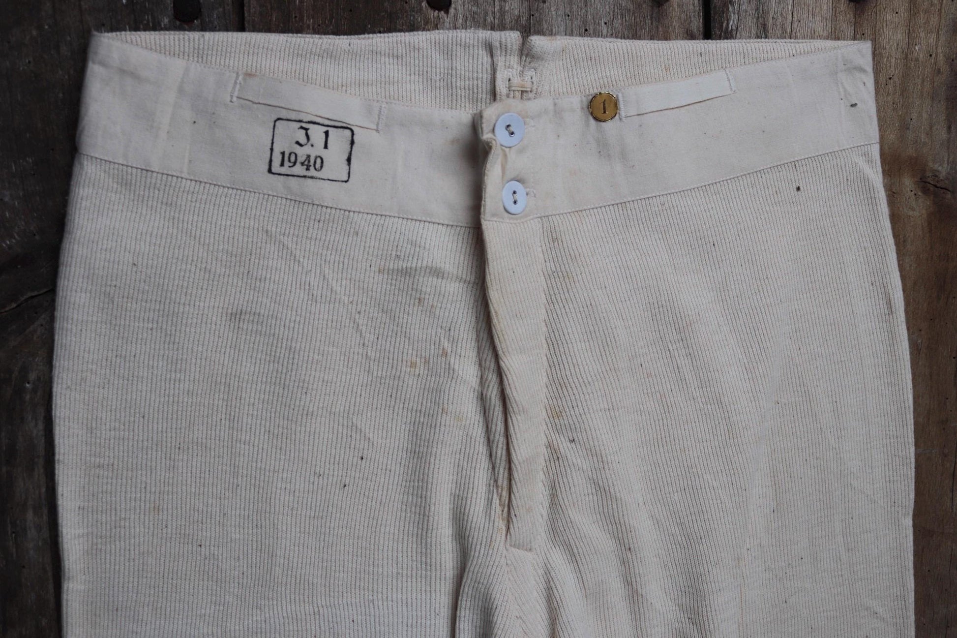 Vintage 1940s WW2 underwear - unworn long johns - Swedish army military - ecru white fleck ribbed cotton - thermal loungewear - 34" x 26"