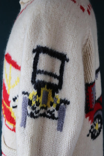 Vintage 1960s 60s hand knitted cream black red thick wool cowichan sweater cardigan jumper knit zipper shawl collar 45” chest veteran car