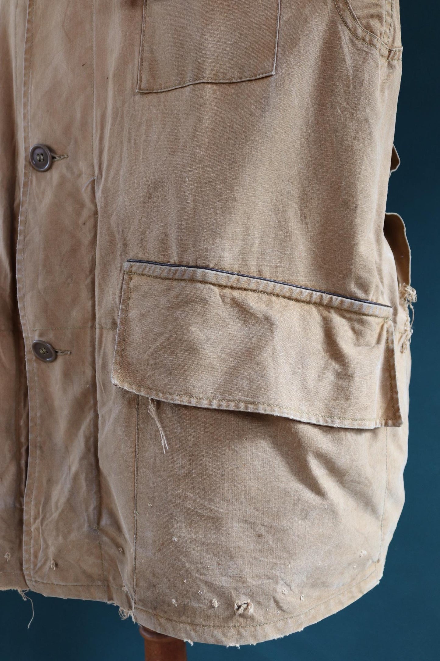 Vintage 1940s hunting workwear jacket - Utica Duxbak - tan brown duck cotton canvas - American chore - 51” chest