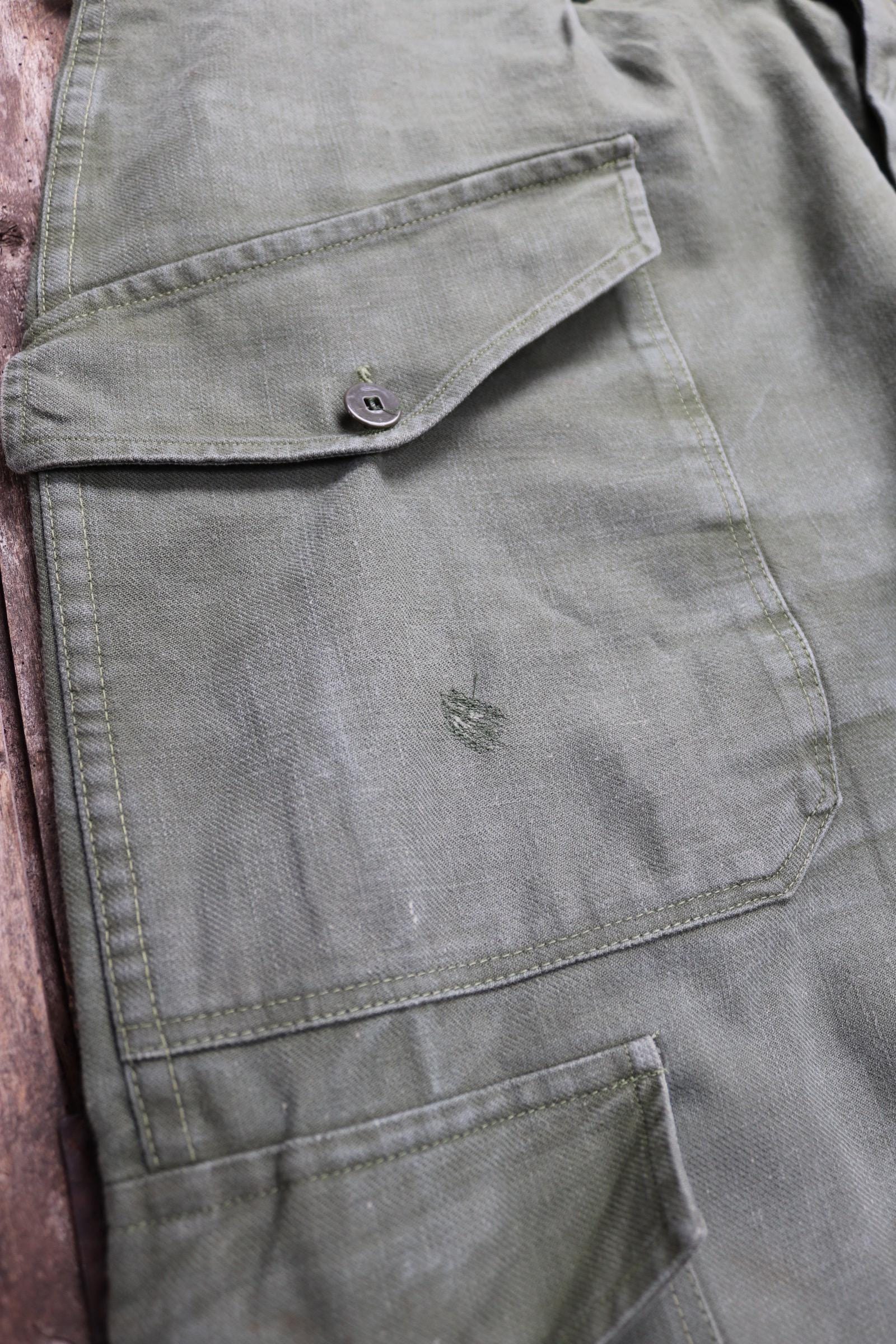 Vintage 1980s 80s Swedish air force military green cotton twill utility cargo trousers pants workwear work chore 45” x 33”