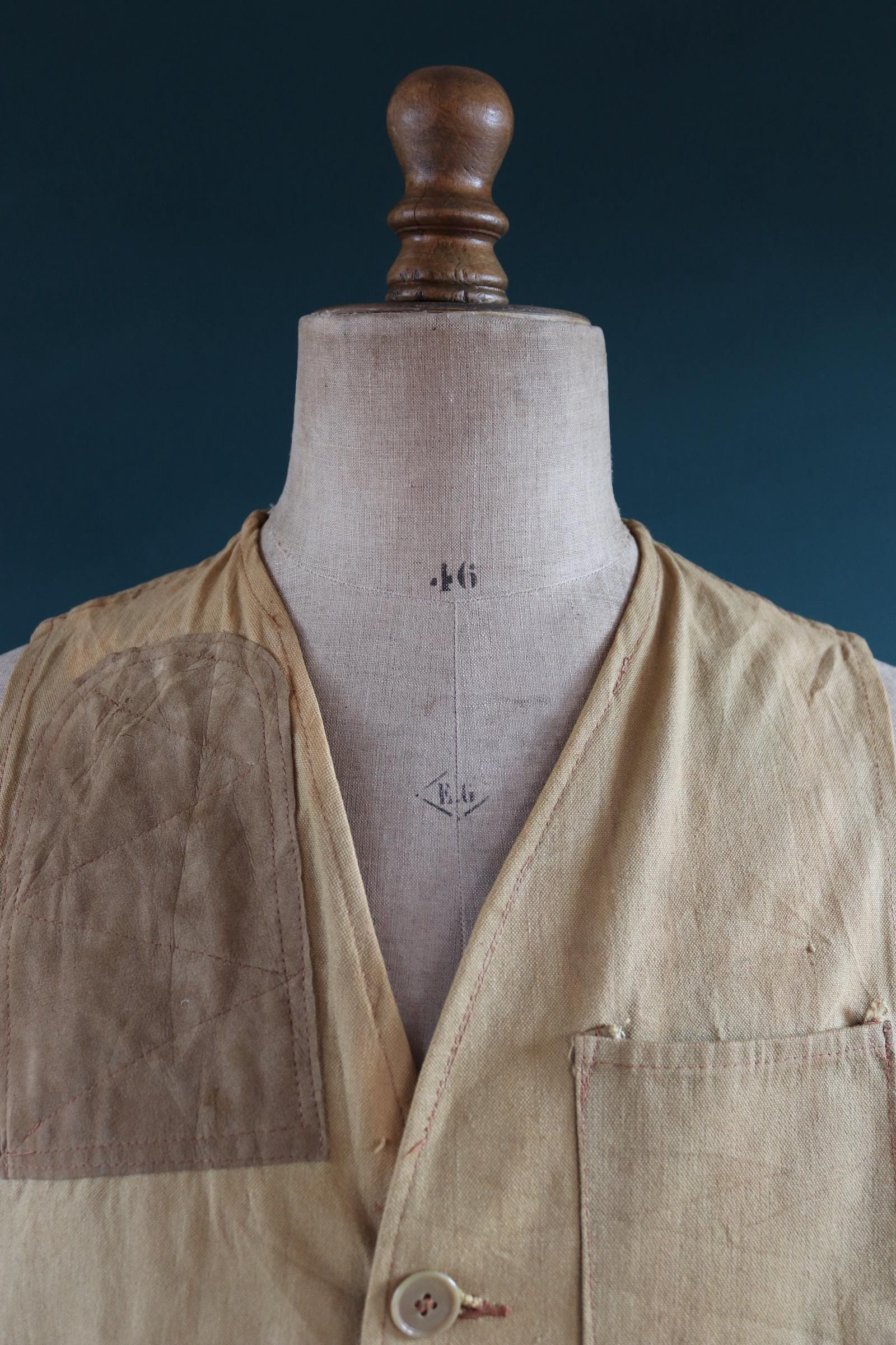 Vintage 1970s 70s 1980s 80s Nesco cotton canvas duck hunting shooting vest waistcoat 43” chest workwear work chore made in Japan