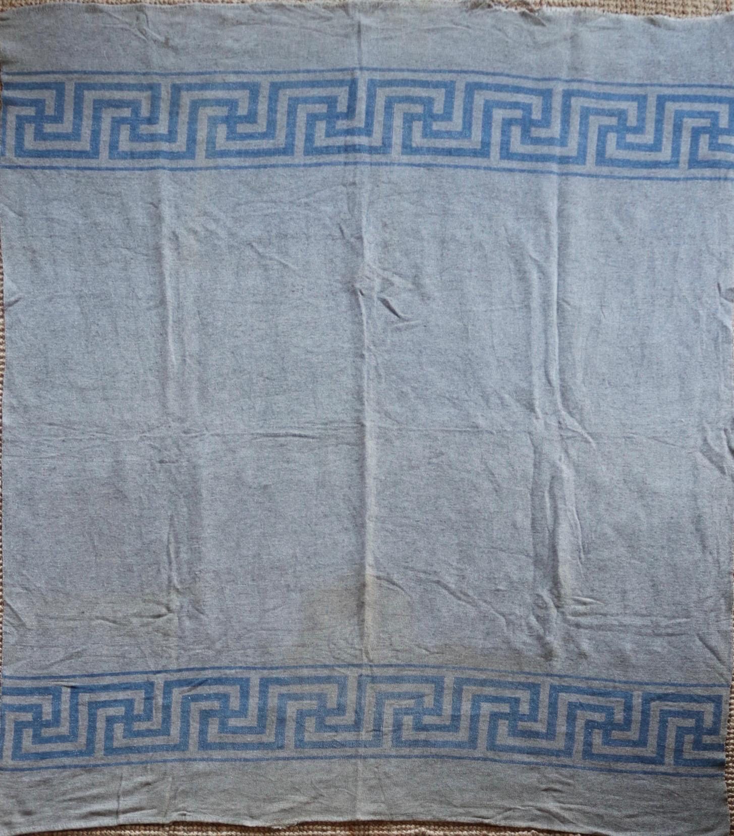 Vintage Whirling Log blanket rug 1930s 1940s grey blue South Western woven picnic camping sofa wall hanging 64" x 74" car van