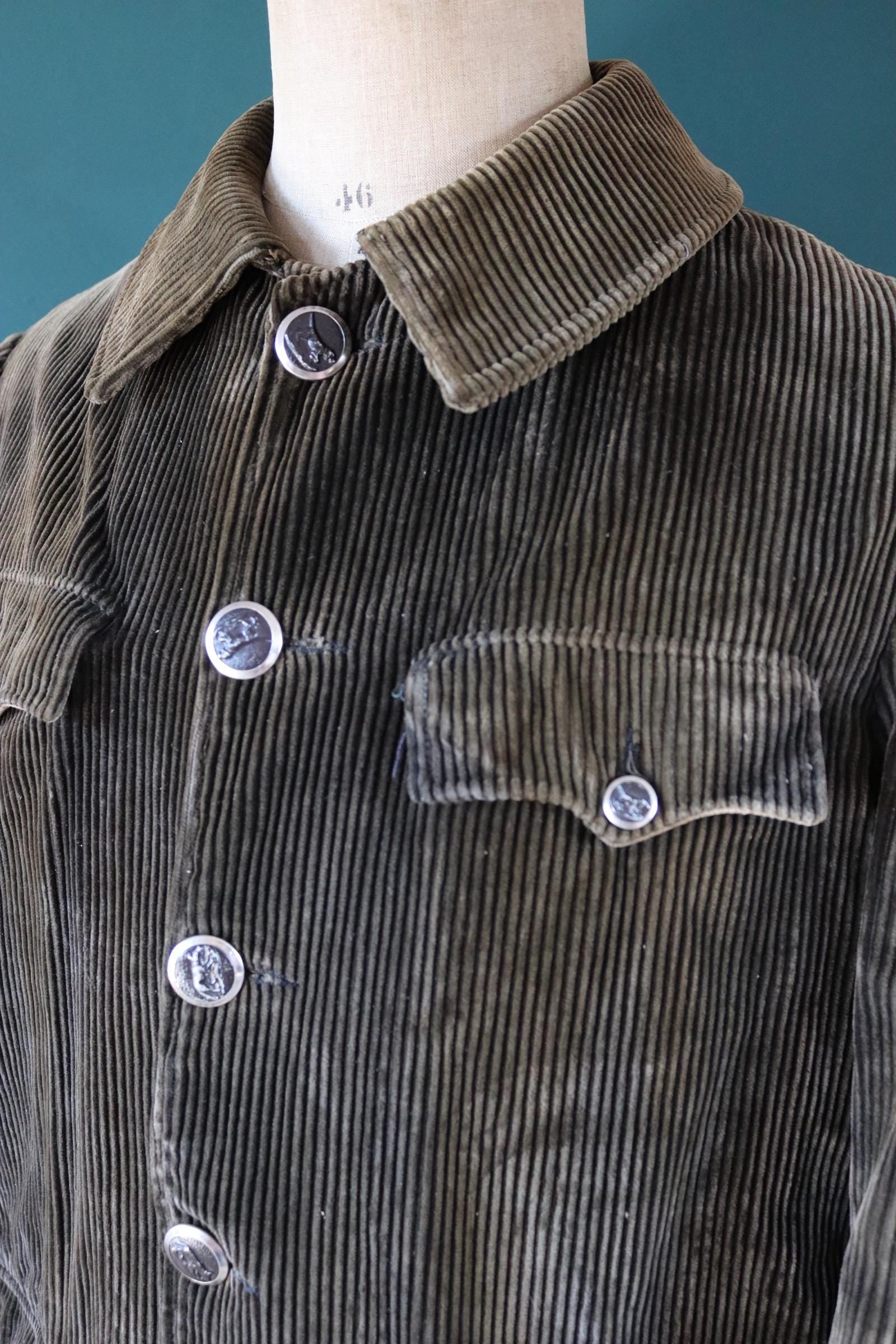 Vintage French workwear jacket brown velours corduroy 1940s 1950s hunting shooting 46” chest chore venery scene buttons