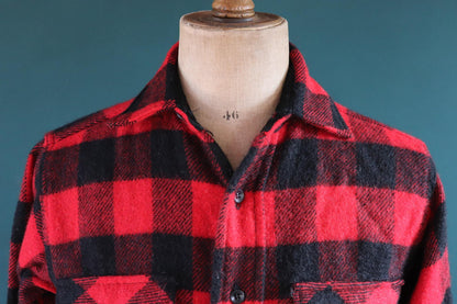 Vintage 1960s 60s 1970s 70s red black buffalo plaid thick wool shirt 5 Brothers 42” chest hunting camping workwear hunting logger